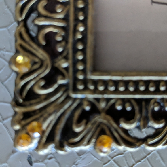 Metal picture frame with yellow stones, glass/picture size 3"x3" - Picture 7 of 8